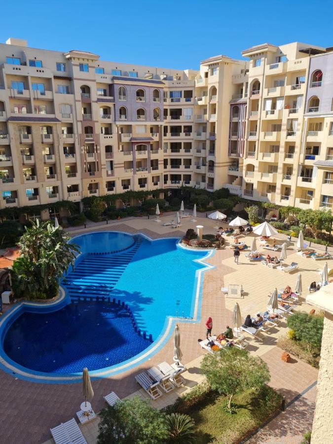 Apartment Florenza Blue Sky & Poolview